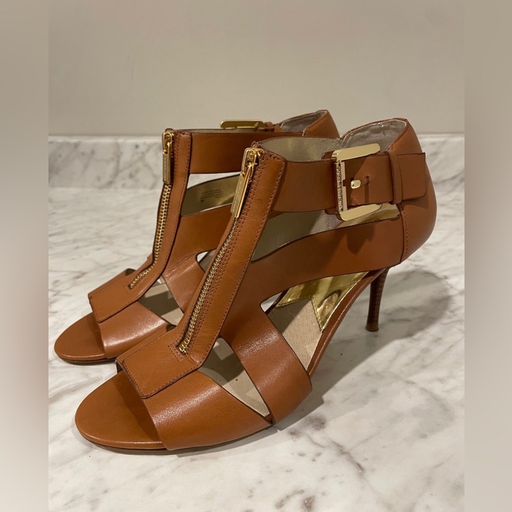 Michael kors heels brown